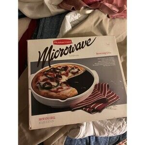 Vintage 1985 Rubbermaid Microwave Browning Grill
